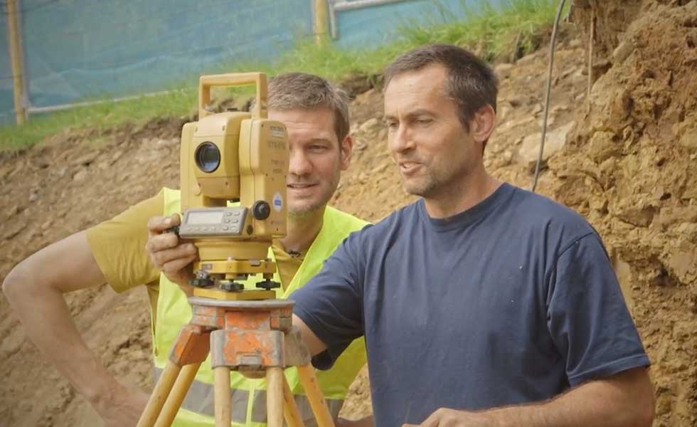 Building site surveying